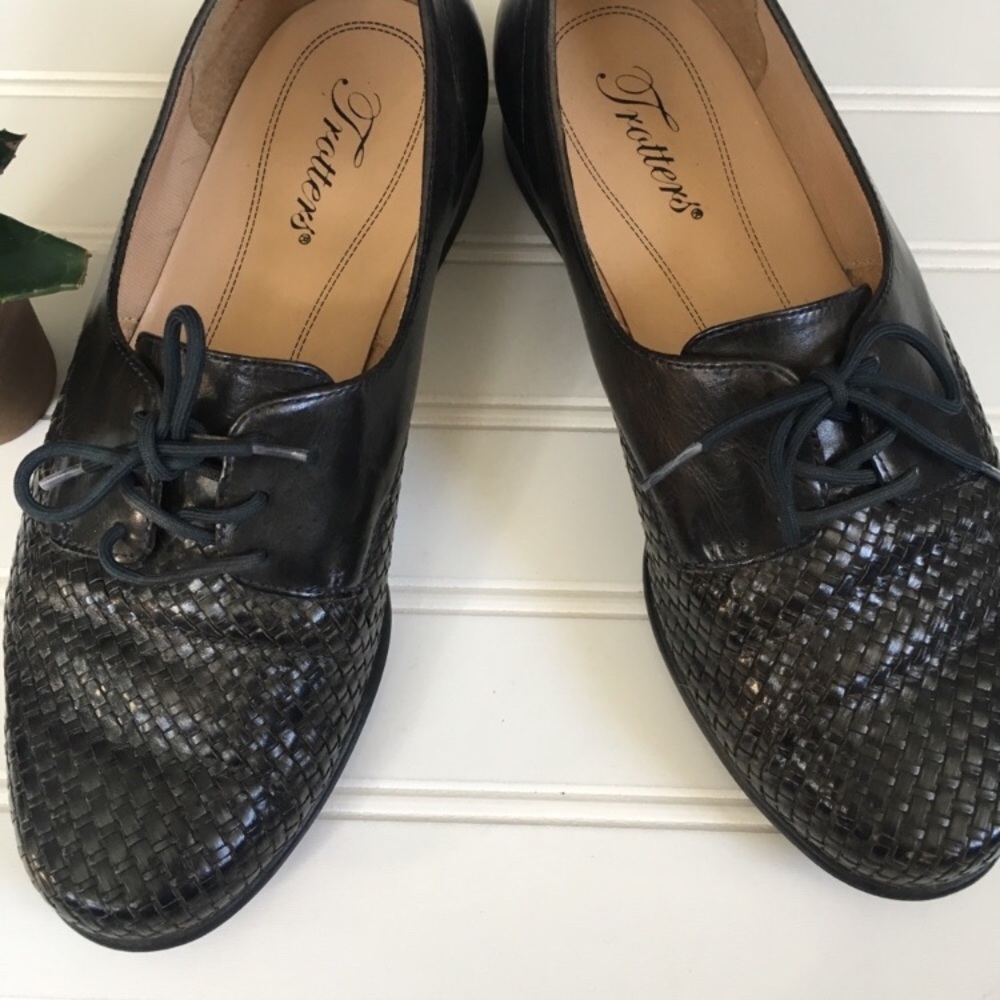 TROTTERS | Woven Derby Lace Up